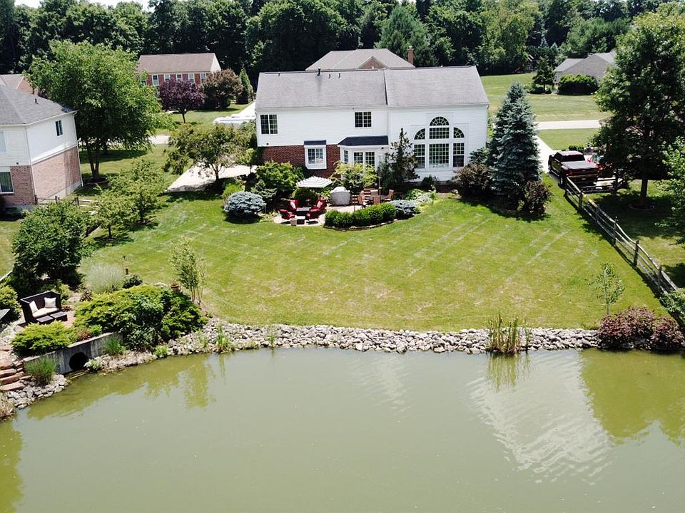 1st image of 750 Dorgene Ln