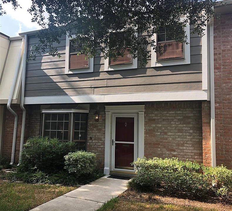 1st image of 14265 Lost Meadow Ln