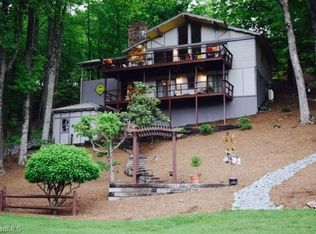 320 Meadow View Rd, Glade Valley, NC 28627