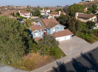 16982 Lakepointe Dr, Riverside, CA 92503