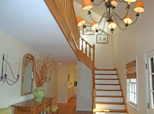 14 E Alden Ln, Lake Forest, IL