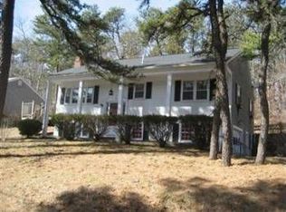 9 Hydaway Ln, Dennis Port, MA 02639