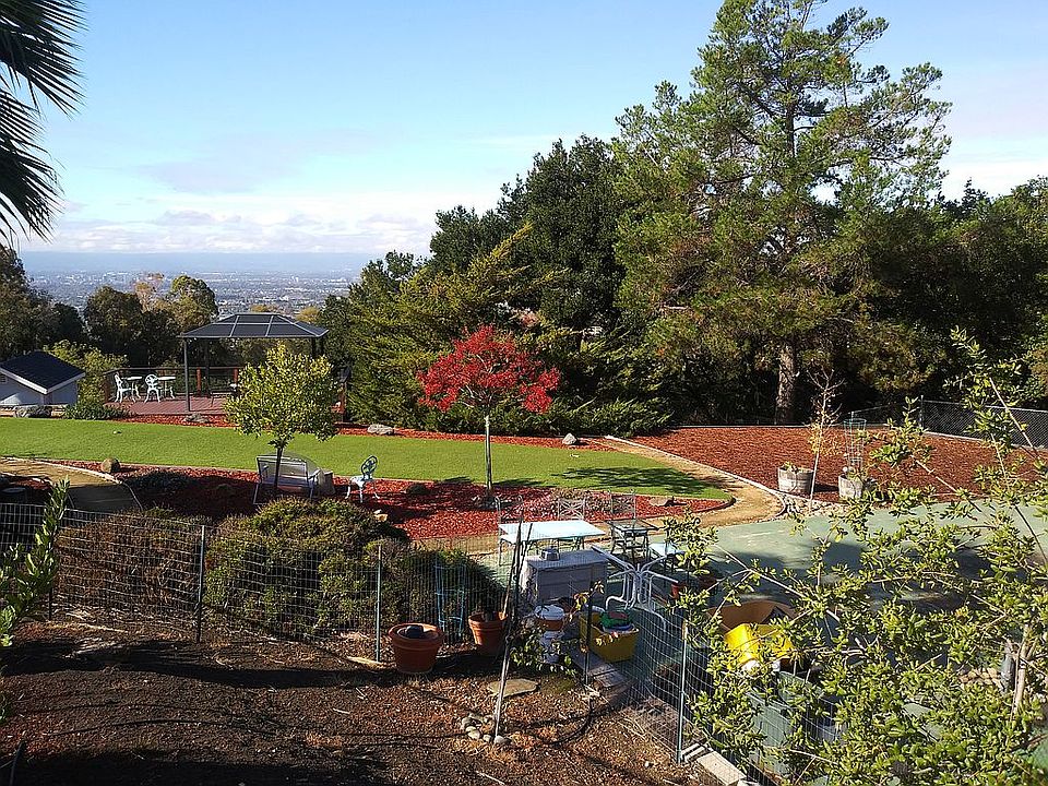 2nd image of 10145 Rose View Dr