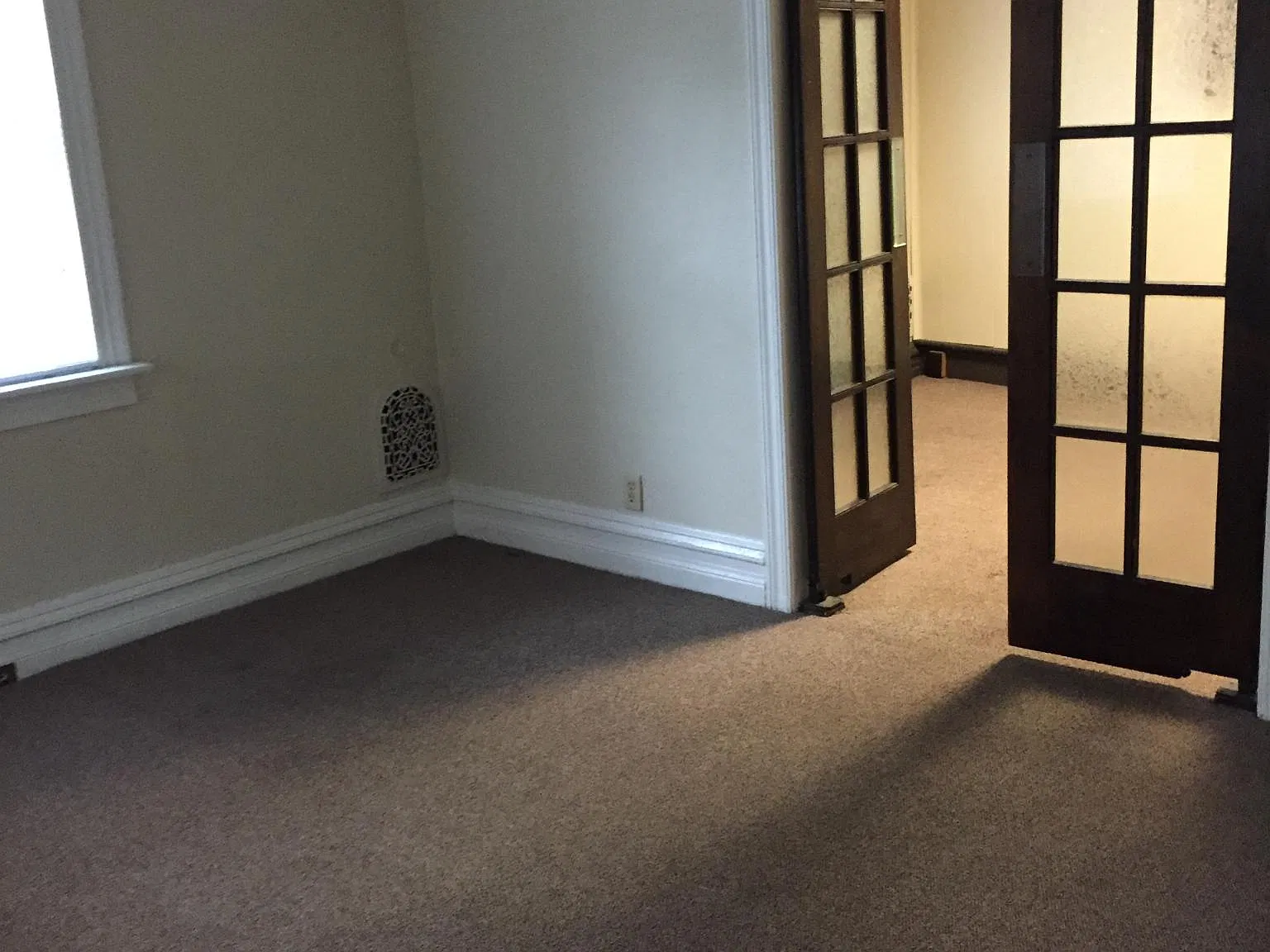 1 bed, 800 sqft, $975 — Photo 2