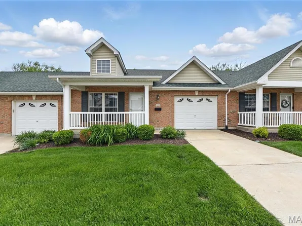 125 Green Gables Dr, Wentzville, MO 63385