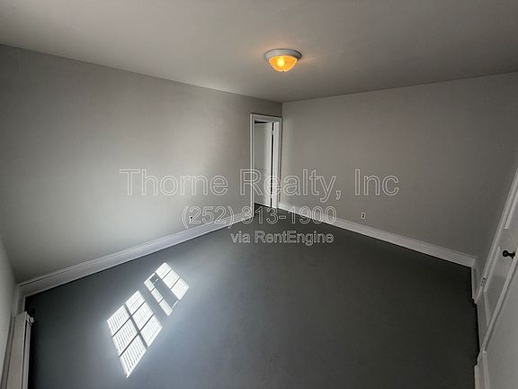 4th image of 914 Nashville Rd