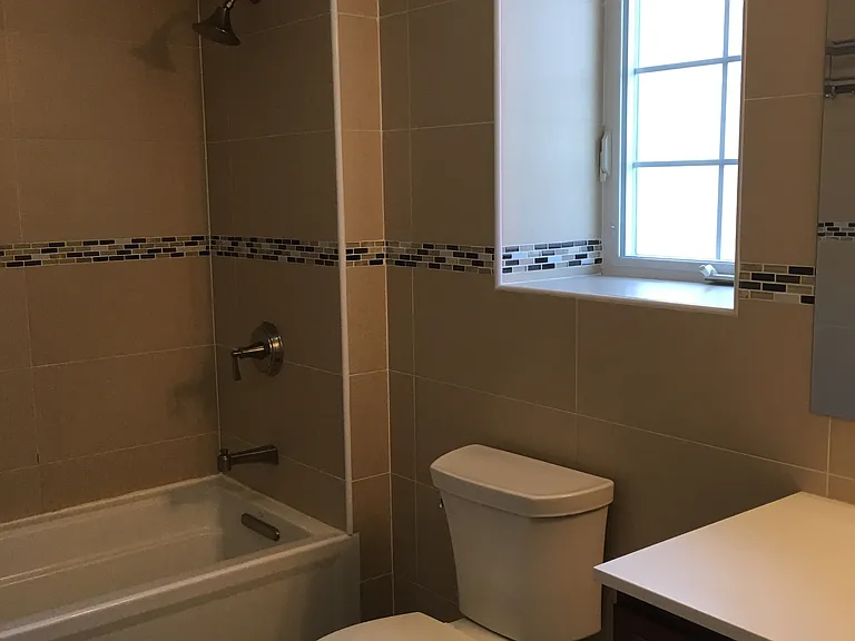 349 Soundview Ln #2 — Photo 3