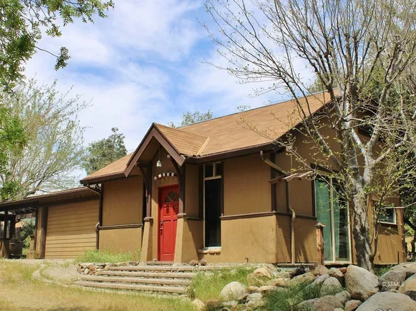 21 Cowbelle Blvd, Kernville, CA 93238