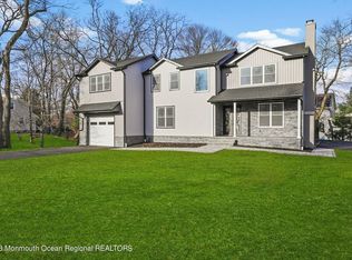 14 Roosevelt Ave, Morganville, NJ