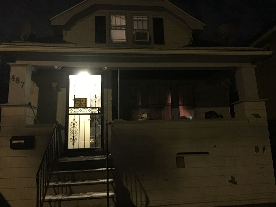 1st image of 487 Shirley Ave