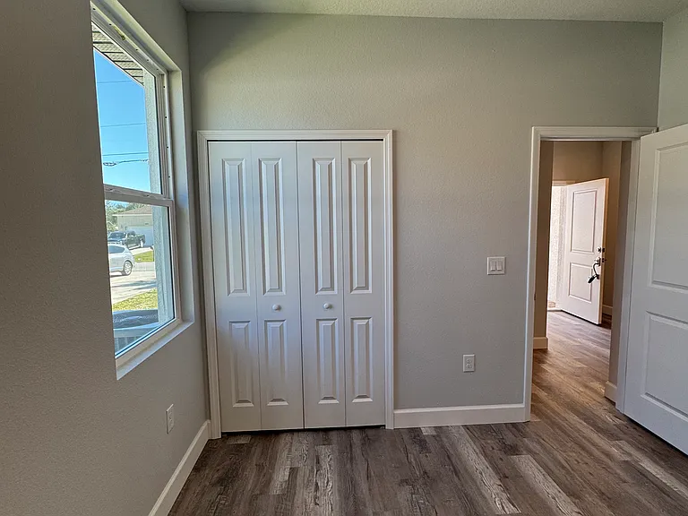 10085 Amicola St #10085 — Photo 8