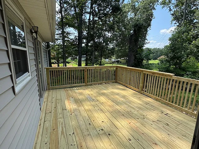 570 Seay Rd — Photo 8