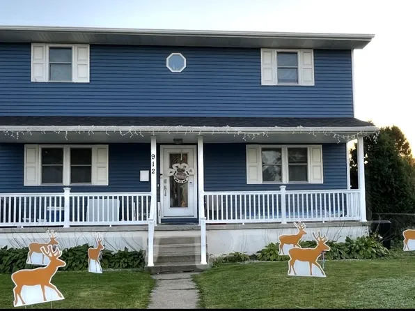 912 Throop St, Dunmore, PA 18512