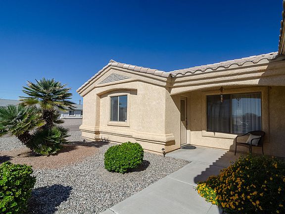 3rd image of 2420 Porpoise Dr