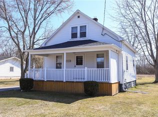 2966 Krueger Rd, North Tonawanda, NY 14120