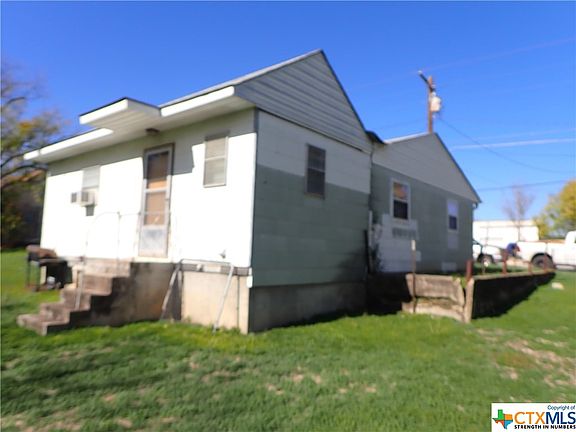 5th image of 1006 E Avenue G