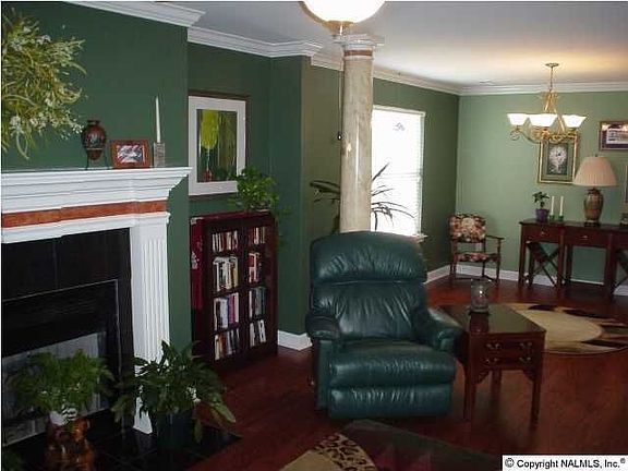 5th image of 5019 Blakemore Dr SE