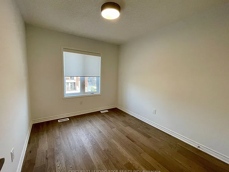 82 Avani Ave — Photo 15