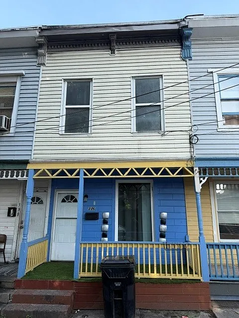 336 Brook St