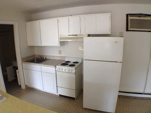 4th image of 2910 Chamberlayne Ave #9