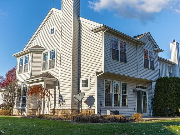 4th image of 33235 Fairport Dr