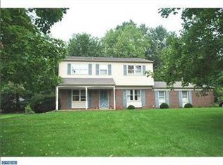 4004 Francine Dr, Hatboro, PA 19040