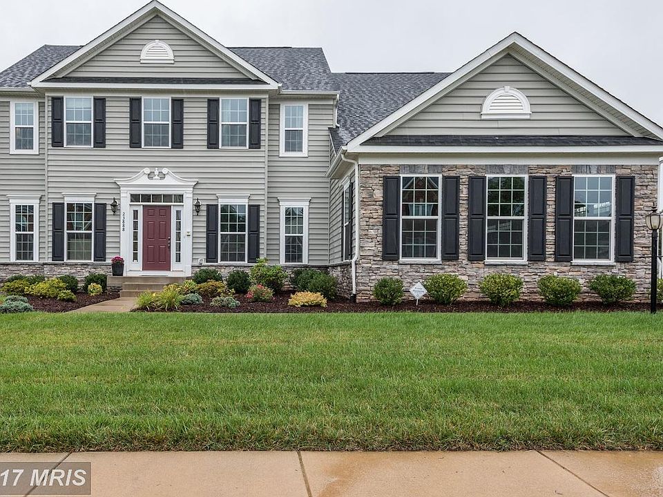 1st image of 23888 Heather Meadow Dr
