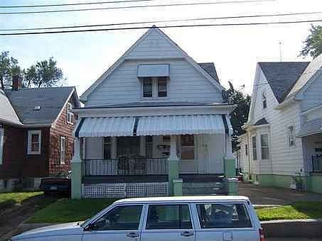 1st image of 812 S Western Ave