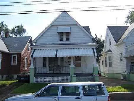 812 S Western Ave photo 1