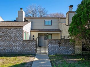 911 Westview St, Bryan, TX 77802