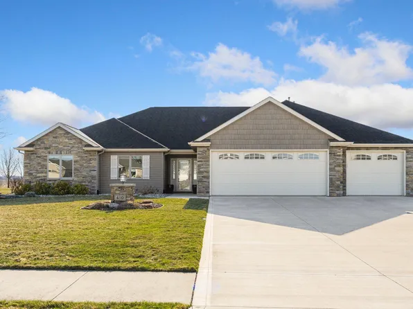410 Thoroughbred Ln, Auburn, IN 46706
