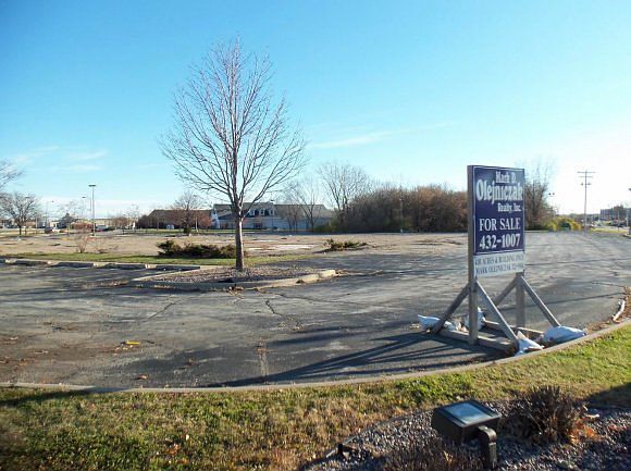 1st image of 760 Pilgrim Way
