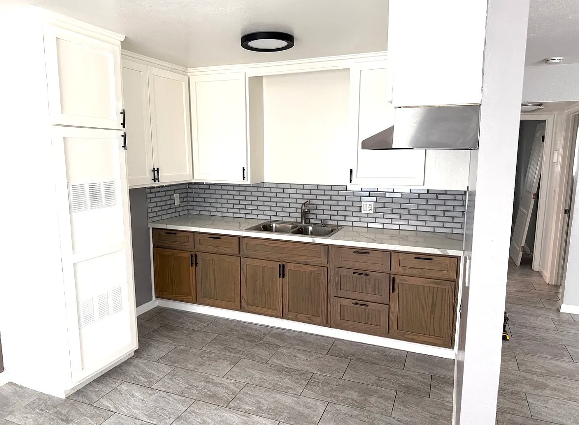 2 bed, 875 sqft, $1,769 — Photo 4