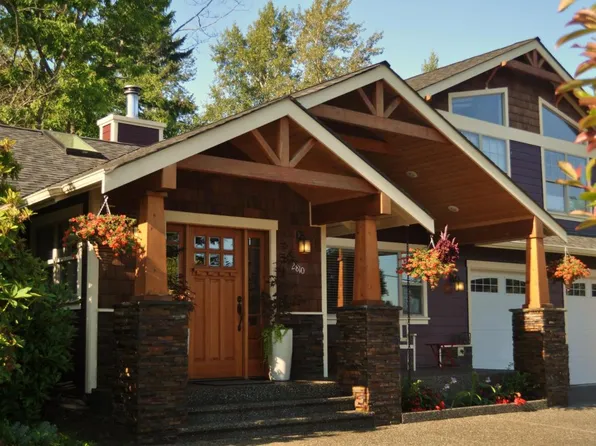 2810 Iowa Dr, Bellingham, WA 98229