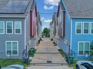 726 Link Rd, Houston, TX 77009