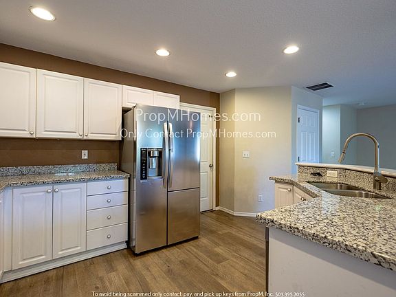 5th image of 10441 SW Franklin Ln