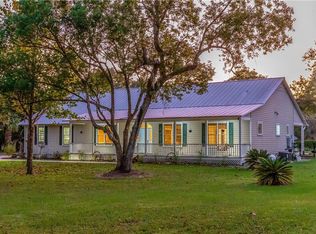 400 Briar Patch Ln, Geneva, FL 32732