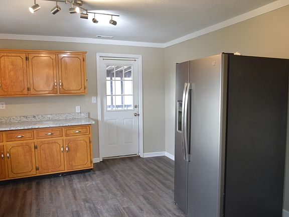 4th image of 311 Gip Manning Rd