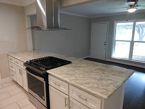3rd image of 3007 W T C Jester Blvd