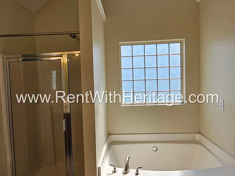 182 Saddleridge Dr — Photo 18