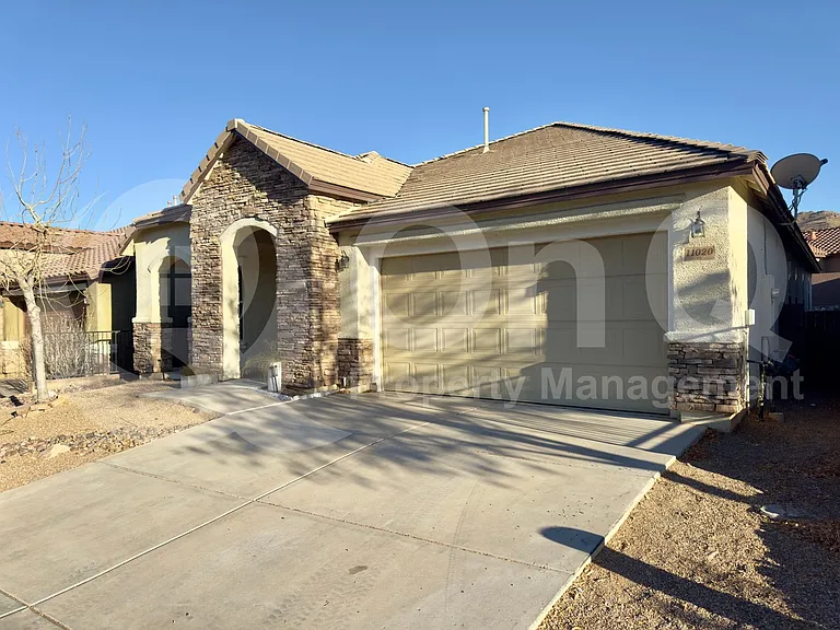 11020 E Pima Creek Dr — Photo 2
