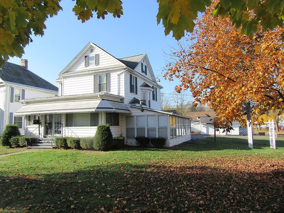2nd image of 1181 College Ave