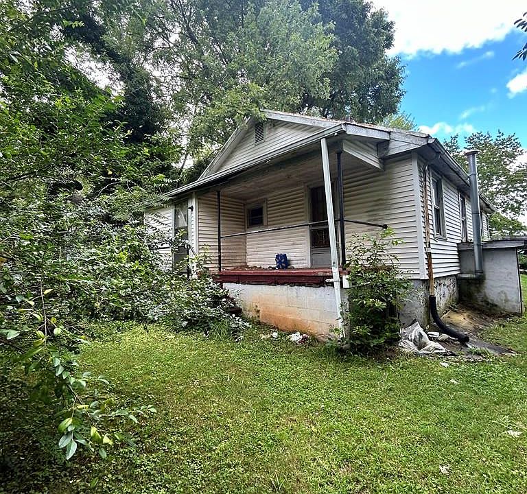 2nd image of 601 Short St