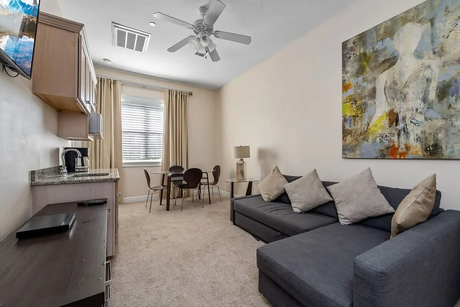 5 bed, 6.0 bath, 4251 sqft, $12,831 — Photo 4