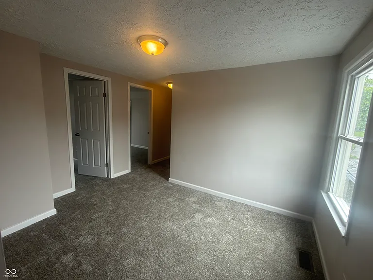 2822 E Michigan St — Photo 7