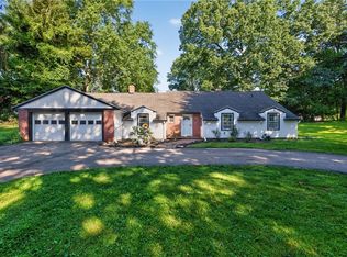 146 Crossover Rd, Fairport, NY 14450