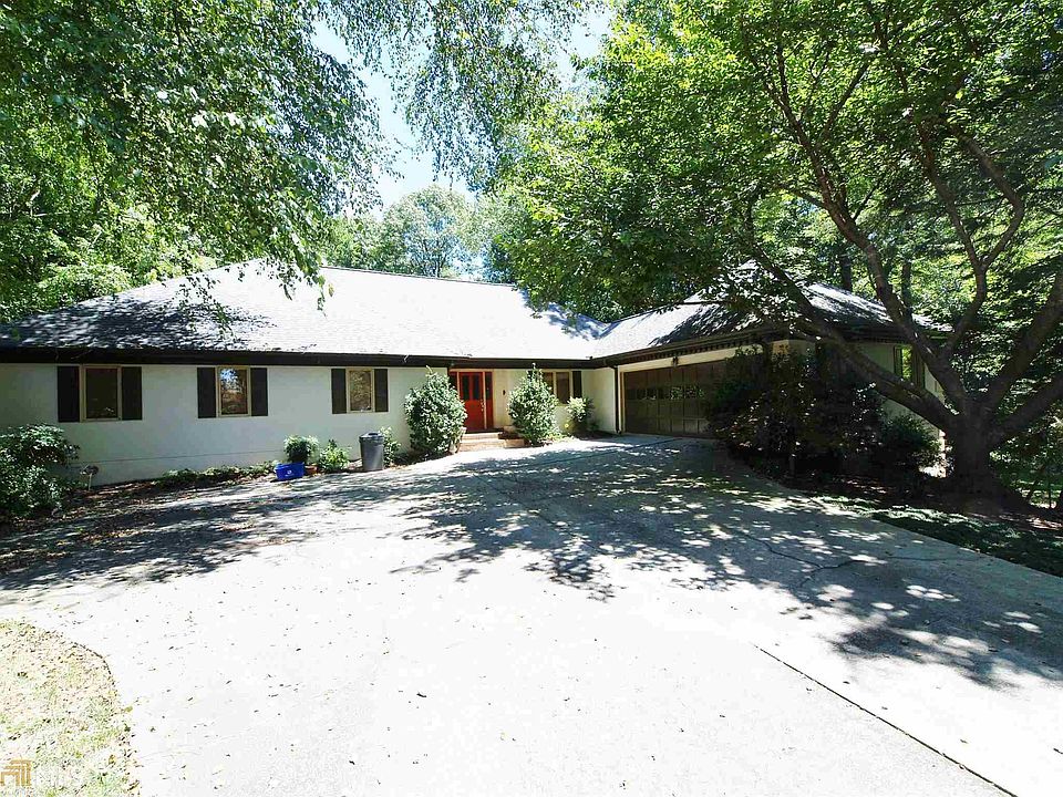 2nd image of 763 Austin Ct