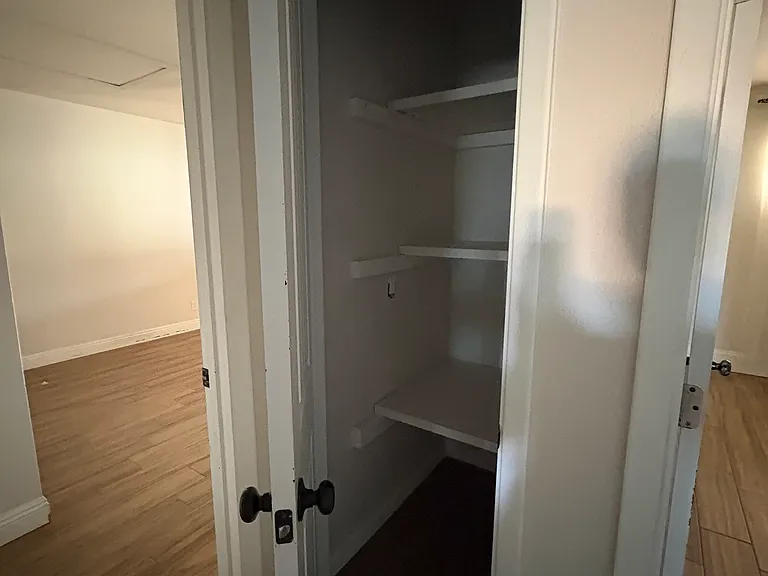 406 S Balboa Rd — Photo 20