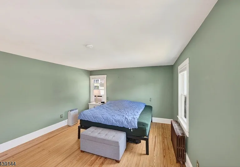 12 Capner St — Photo 3