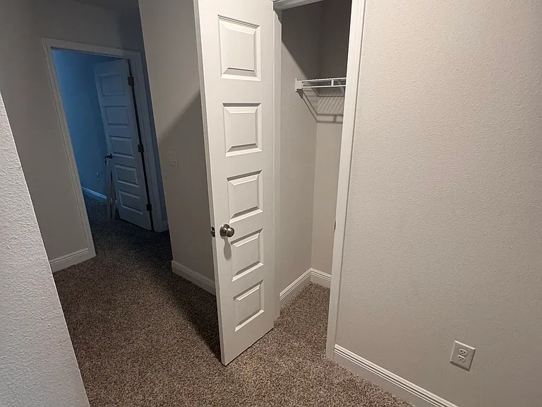 6306 Grove Park Dr — Photo 25